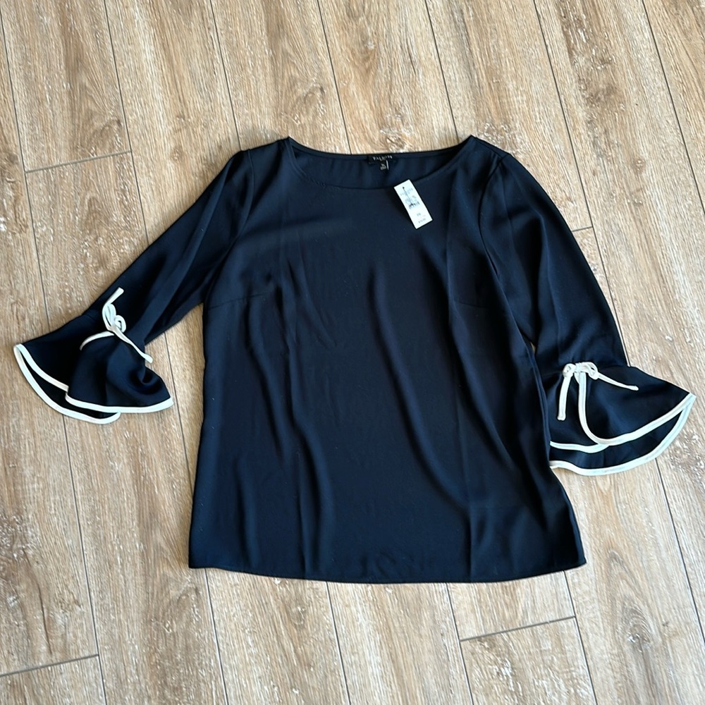 NWT Talbots Black Bell 3/4 Sleeves White Trim Top SP